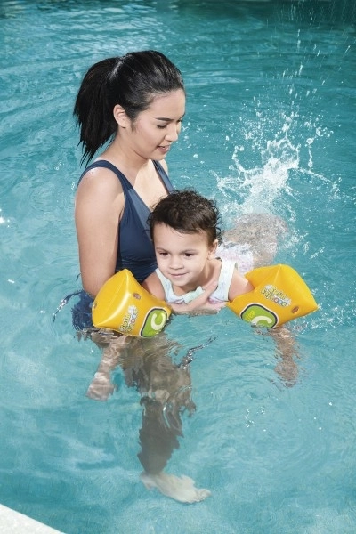 Rukávky nafukovací Swim Safe žluté  2 komory 25x15cm v krabičce 12x19,5cm od 3-6 let