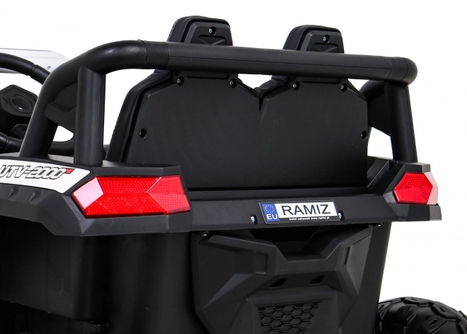 Buggy UTV 2000M závodní auto na baterie + MP3 zvuky světla + dálkové ovládání + pomalý start – Bílé