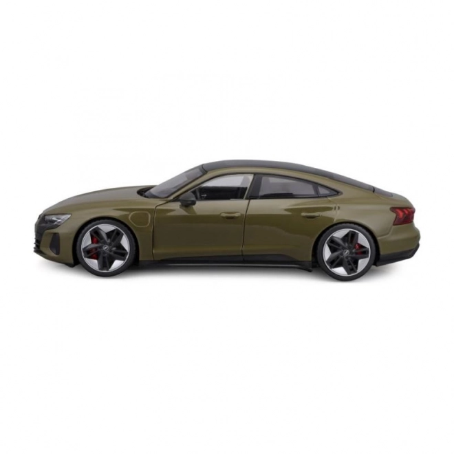 Bburago 1:18 Plus - 2022 Audi RS e-tron GT - Tactical Green