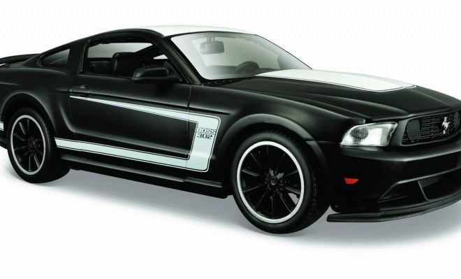 Model kovový Ford Mustang Boss 302 černý