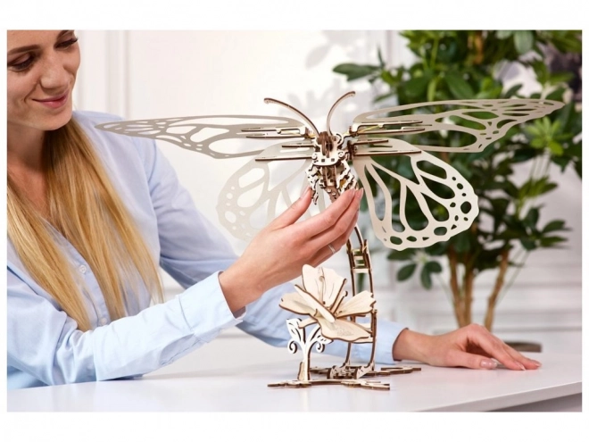 Ugears 3D puzzle - Motýl s květinou 168 dílků
