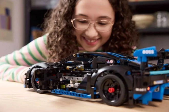 LEGO Technic 42176 Závodní auto Porsche GT4 e-Performance