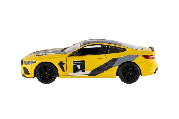 Auto Kinsmart BMW M8 Competition Coupé 1:38 kov/plast 12,5cm 4 barvy na zpětné natažení 12ks v boxu