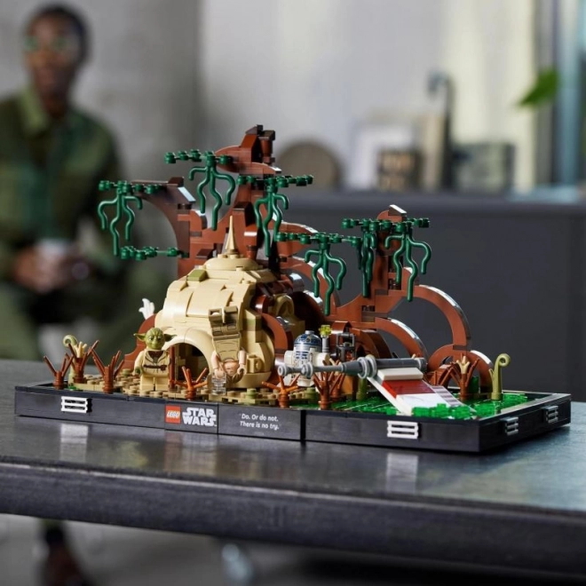 Jediský trénink na planetě Dagobah – LEGO Star Wars diorama