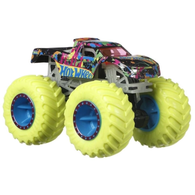 Hot Wheels Monster trucks svítící ve tmě HCB50 TV