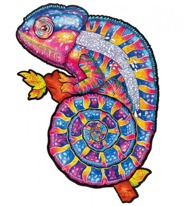 DŘEVĚNÉ BAREVNÉ PUZZLE - Hypnotický chameleon