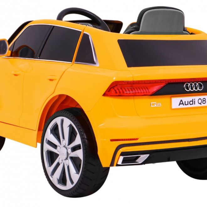 Audi Q8 Zvedák pro děti baterie Žlutá + Dálkové ovládání + EVA + Pomalý start + MP3 USB + LED dioda