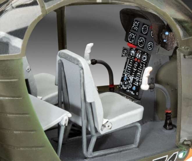 Plastikový model vrtulníku Alouette II 1/32