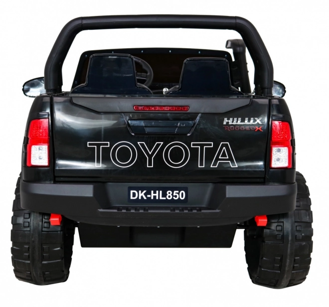 Vozidlo Toyota Hilux Black