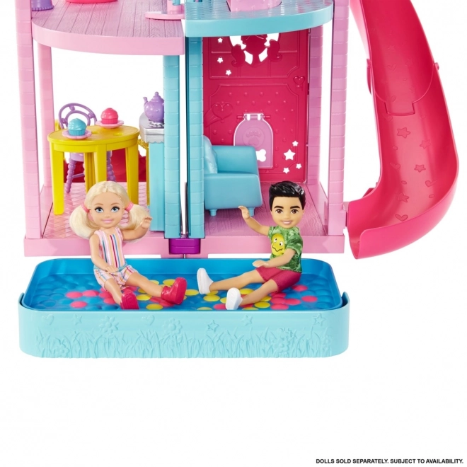 Domek pro panenky Chelsea