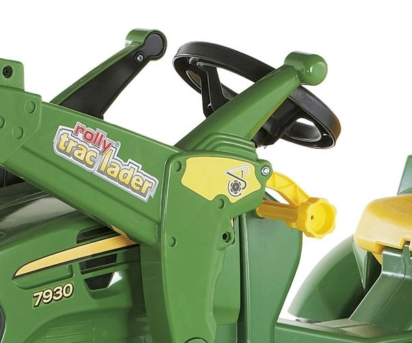 Traktor na pedály John Deere s lžící