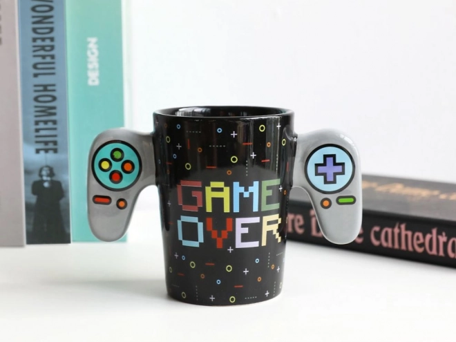 Keramický hrnek se dvěma uchyty Game over