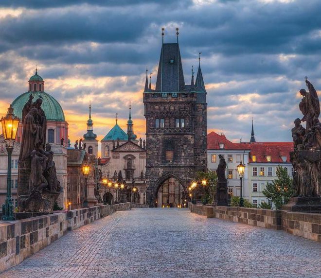Praha: Procházka po Karlově mostě 1000 dílků
