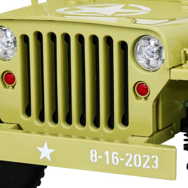 Retro vojenské auto pro děti béžové + pohon 4x4 + dálkové ovládání + 2 nosiče zavazadel + pomalý start + MP3 LED