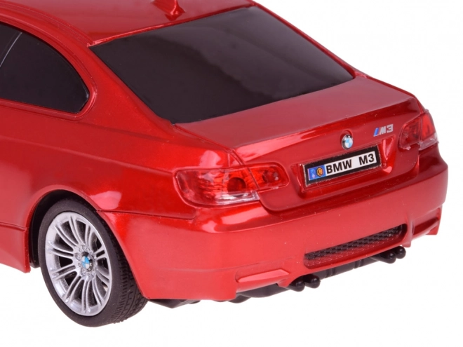 Sportovní vůz BMW 1:24 s volantem RC0661