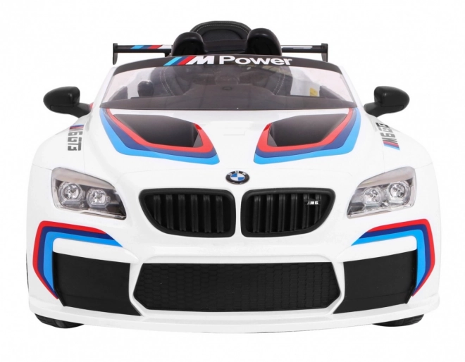 BMW M6 GT3 Autíčko na baterie pro děti Bílé + ventilace + zvuky MP3 Světla + dálkové ovládání