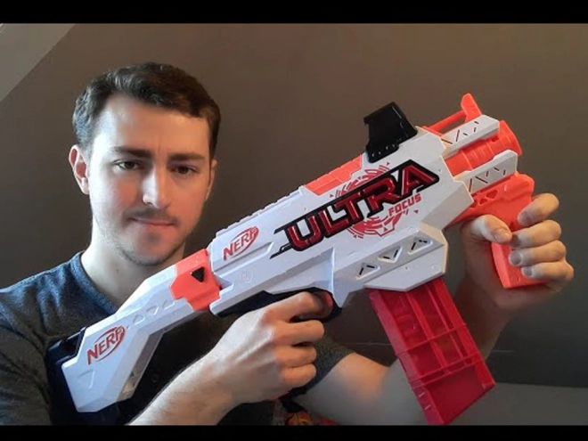 Velká pistole automatická Nerf Ultra Focus s náboji