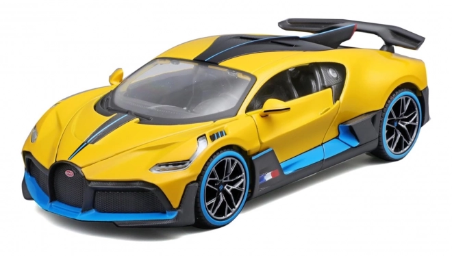 Bugatti Divo 1/24 žlutý kompozitový model