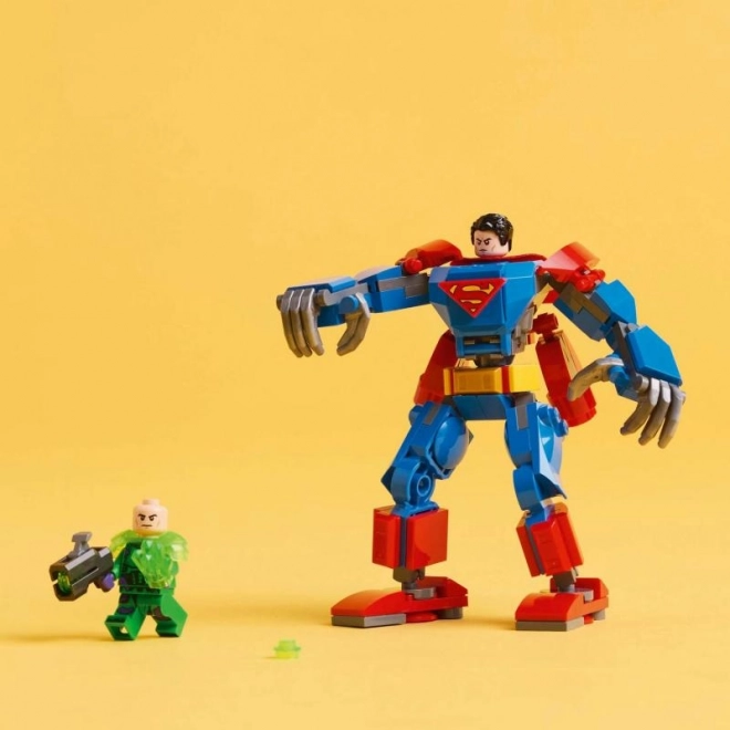 Mech Supermana proti Lex Luthorovi