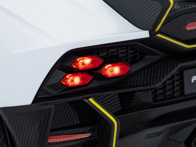 Dětský vůz Lamborghini Invencible bílý