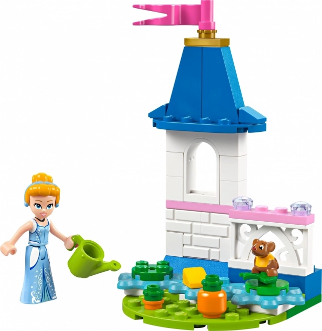 Miniaturní zámek Popelky od Disney s zahradou