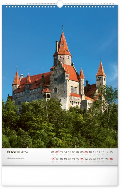 Nástěnný kalendář Hrady a zámky 2024, 33 × 46 cm