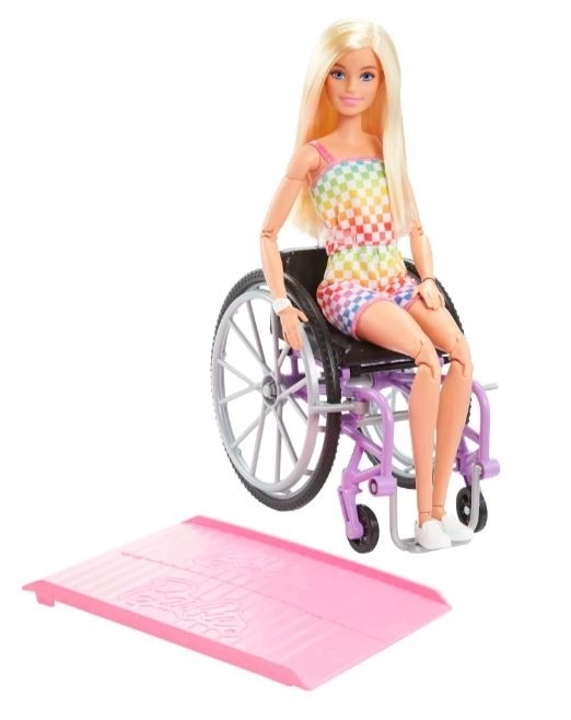 Barbie Modelka na invalidním vozíku v kostkovaném overalu HJT13