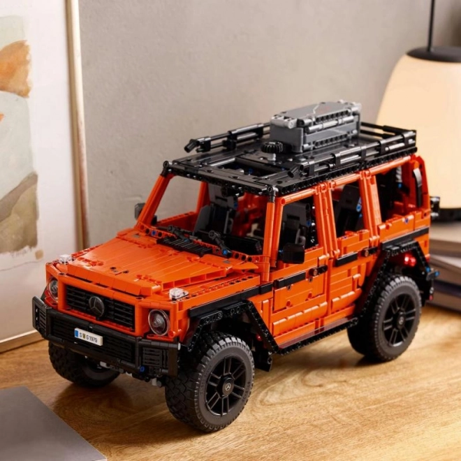 LEGO Technic 4x4 Mercedes-Benz G 500 PROFESSIONAL Line