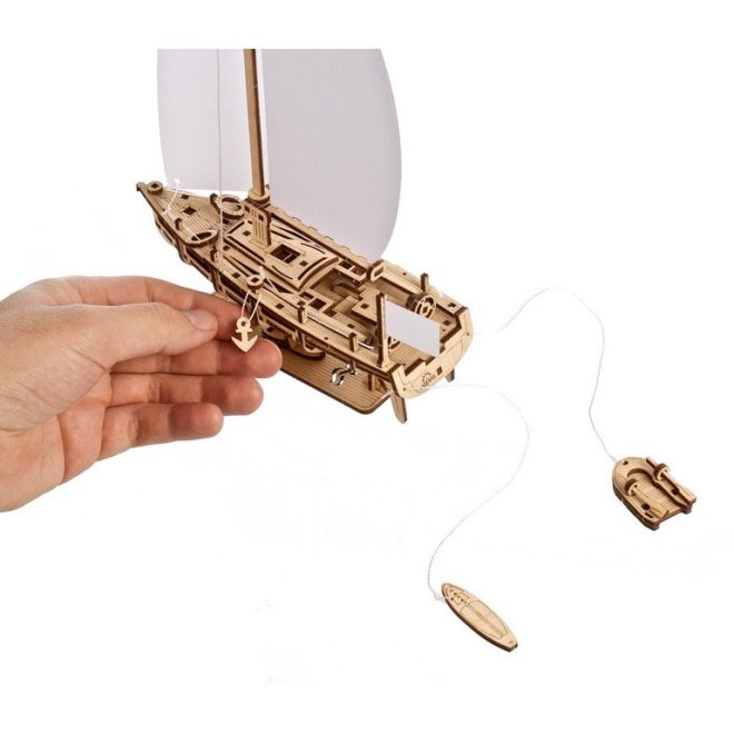 Ugears 3D dřevěné mechanické puzzle Jachta The Ocean Beauty