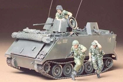 Plastikový model bojového vozidla U.S. M113 ACAV