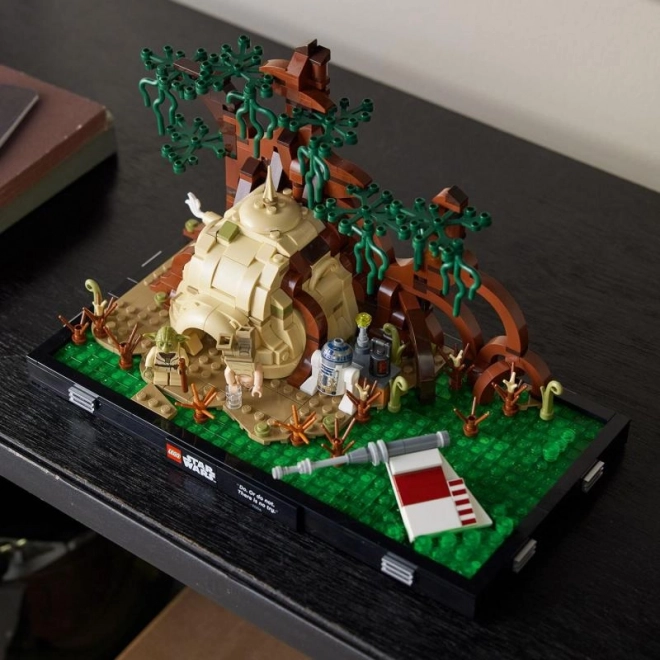 Jediský trénink na planetě Dagobah – LEGO Star Wars diorama