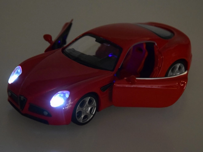 Kovový model auta Alfa Romeo 8C Competizione měřítko 1:32