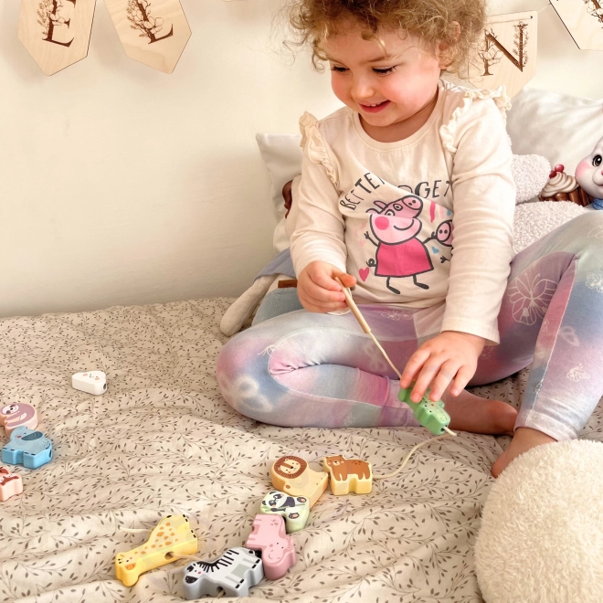 WOOPIE GREEN dřevěná navlékací sada ZOO Montessori 13 dílů